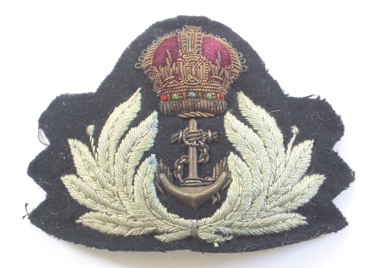 WRNS WW2 Royal Navy Wren Officer's cap badge