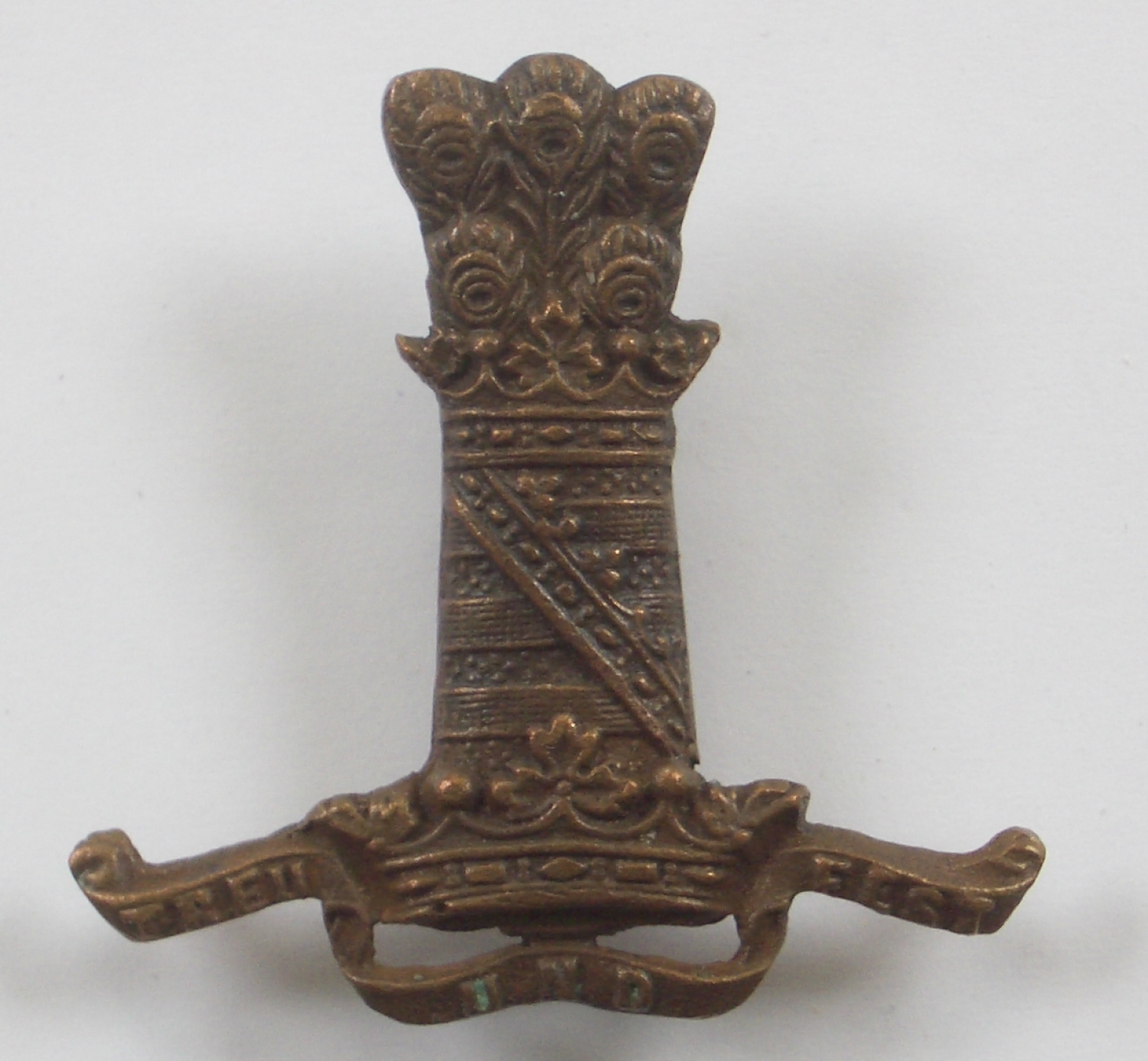11th PAO Hussars OSD field service cap badge