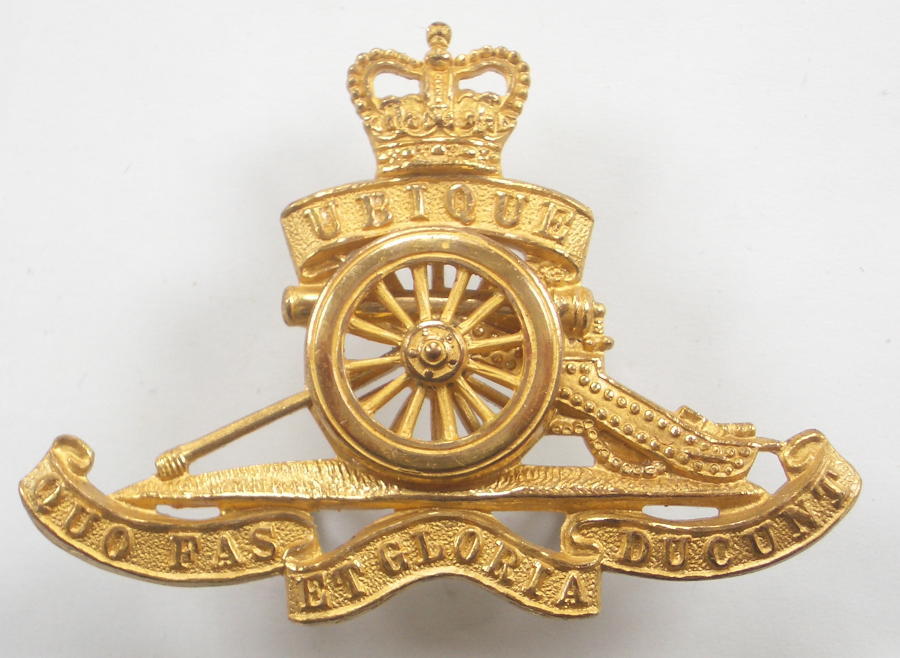 Royal Artillery EIIR gilt cap badge by Gaunt