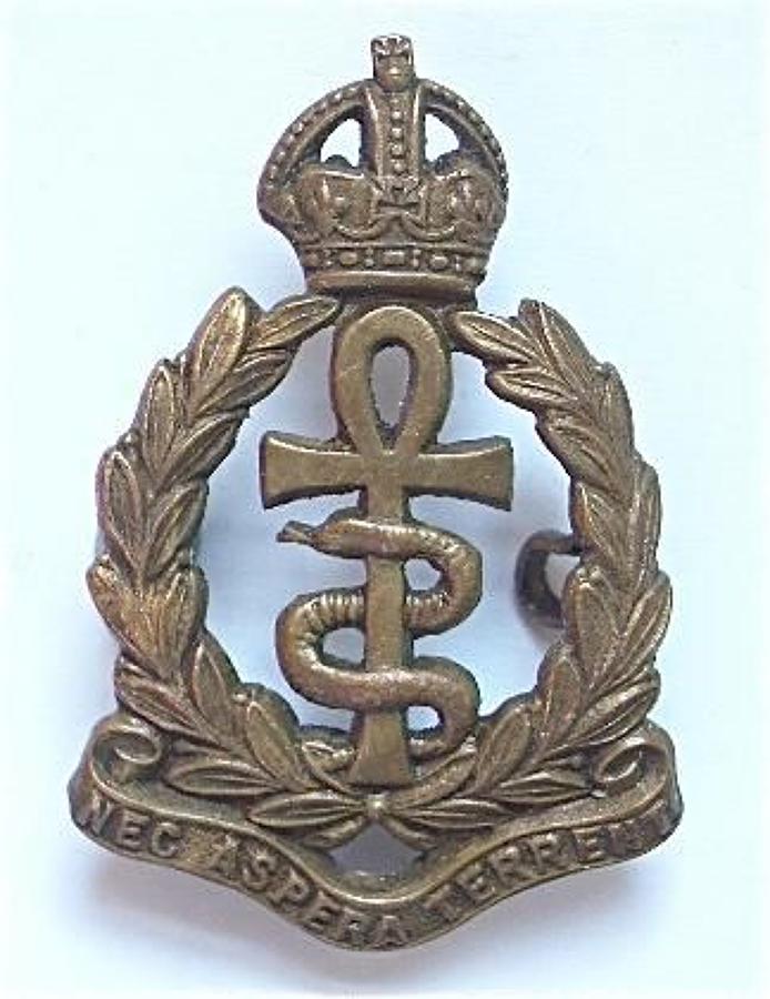 Royal Air Force OR’s RAF Medical Branch 1918 collar badge.