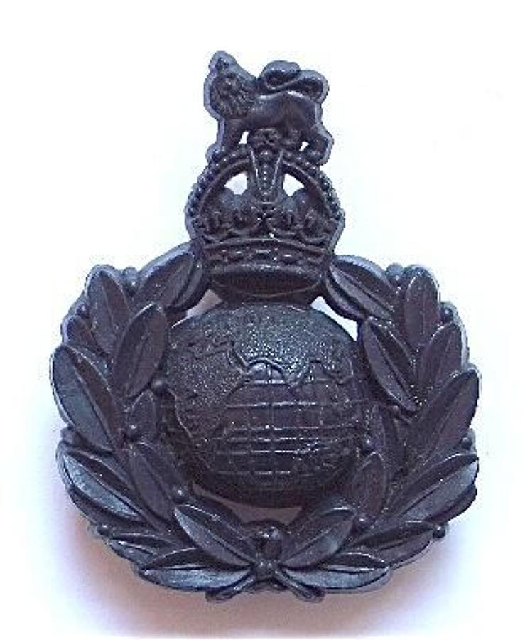 Royal Marines WW2 plastic economy cap badge by A.Stanley & Sons