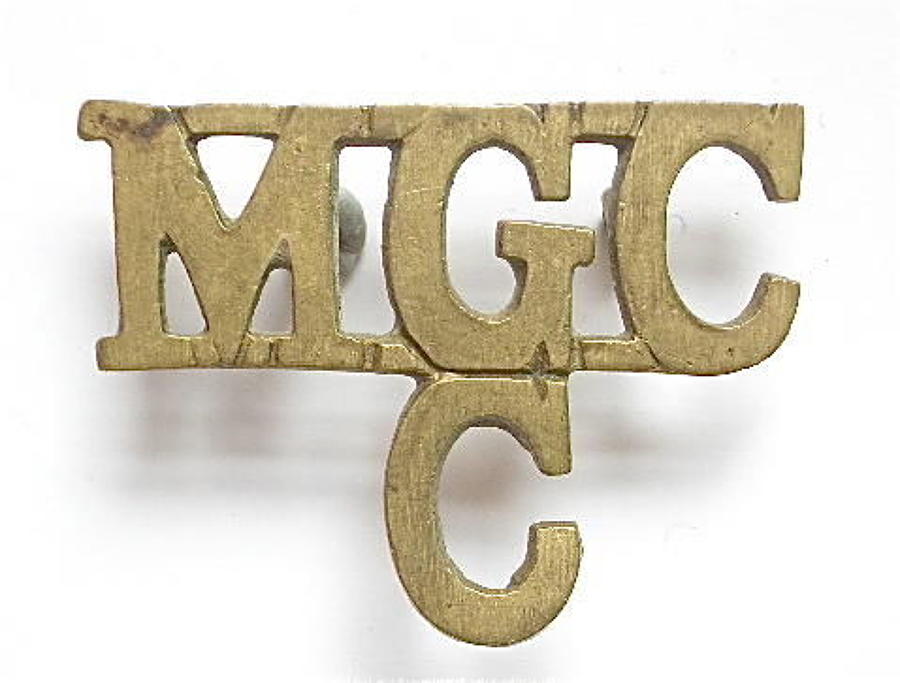 MGC / C scarce Machine Gun Corps, Cavalry WW1 brass shoulder title