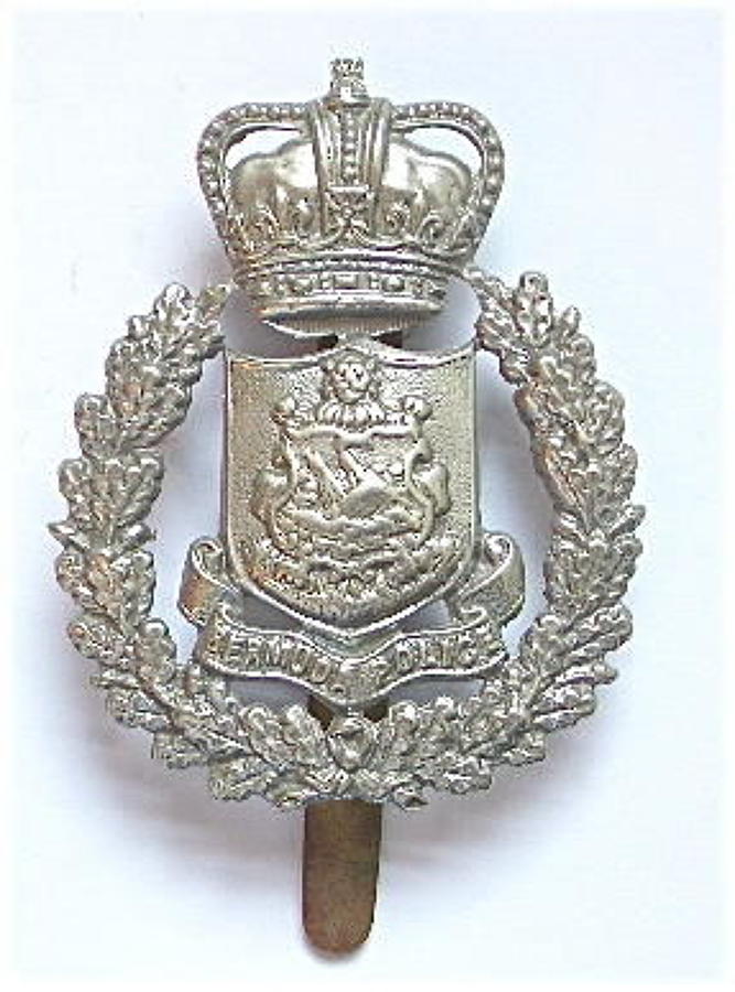 Bermuda Police cap badge by Dowler, Birmingham.