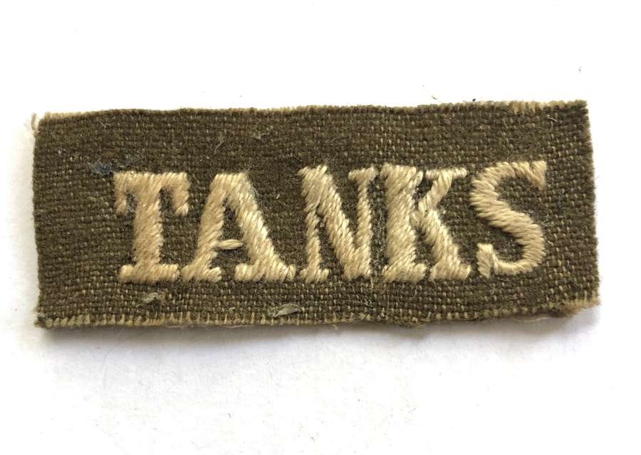 TANKS scarce WWI Tank Corps cloth sew-on shoulder title