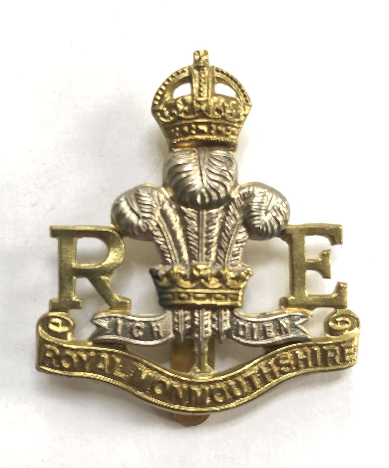 Royal Monmouthshire Royal Engineers (Militia) cap badge by Gaunt