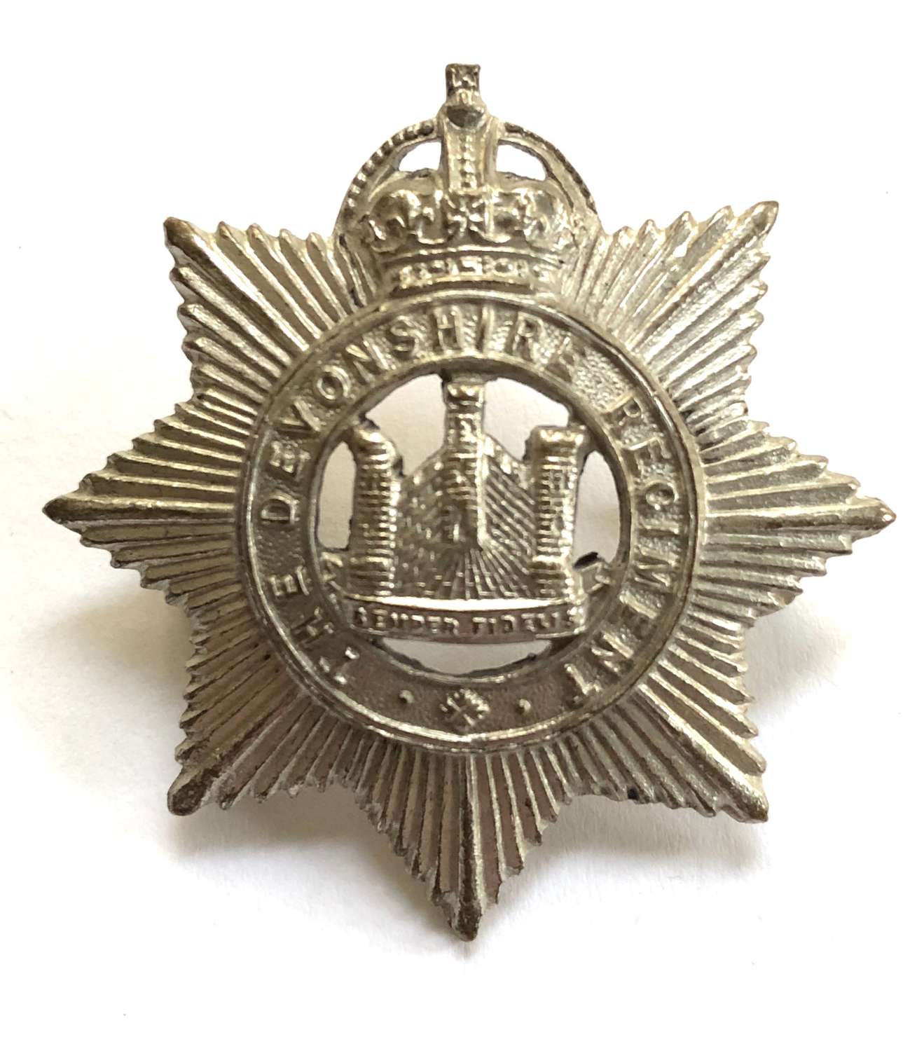 5th Bn. Devonshire Regiment post 1908 Officer's cap badge by Gaunt