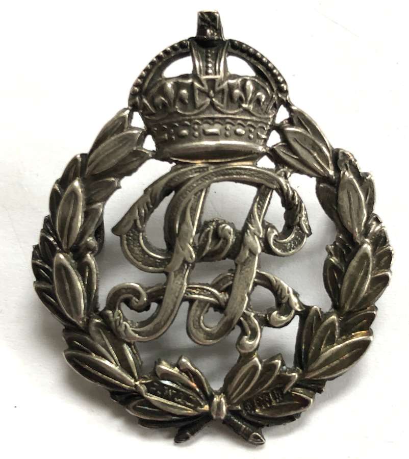 Indian Police Officer's 1907 Birmingham HM silver cap badge by Wise