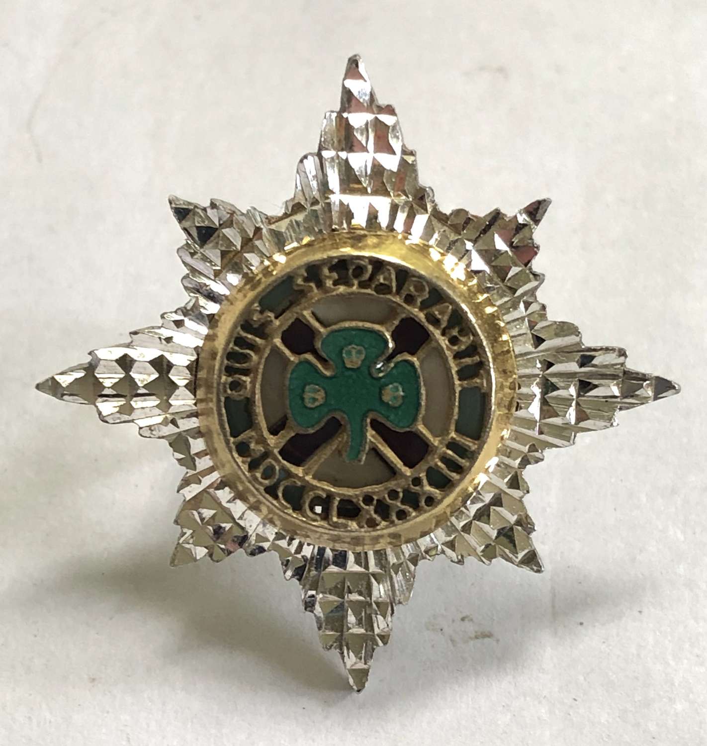 Irish Guards silver Officer’s Service Dress cap star