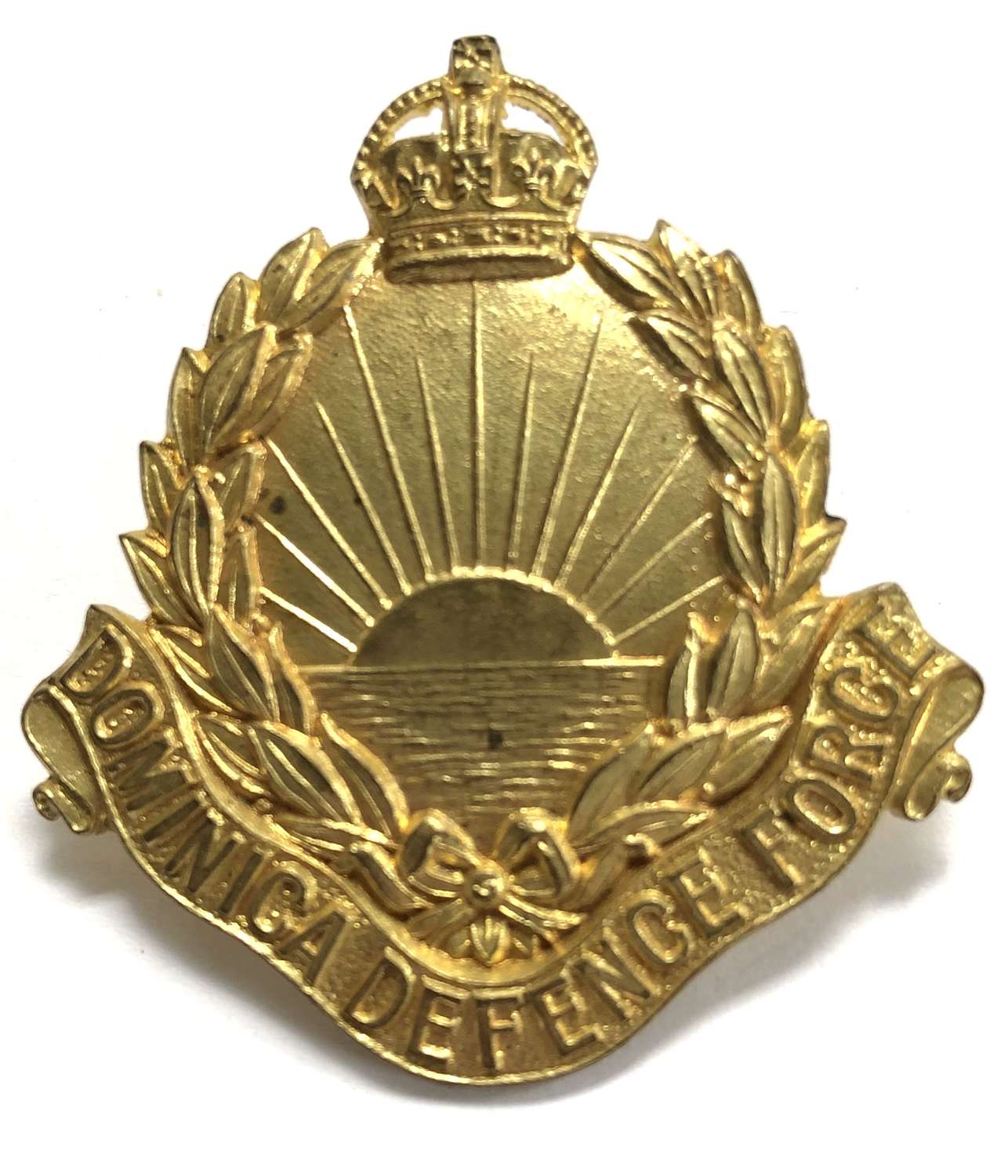 Dominica Defence Force OR’s cap badge