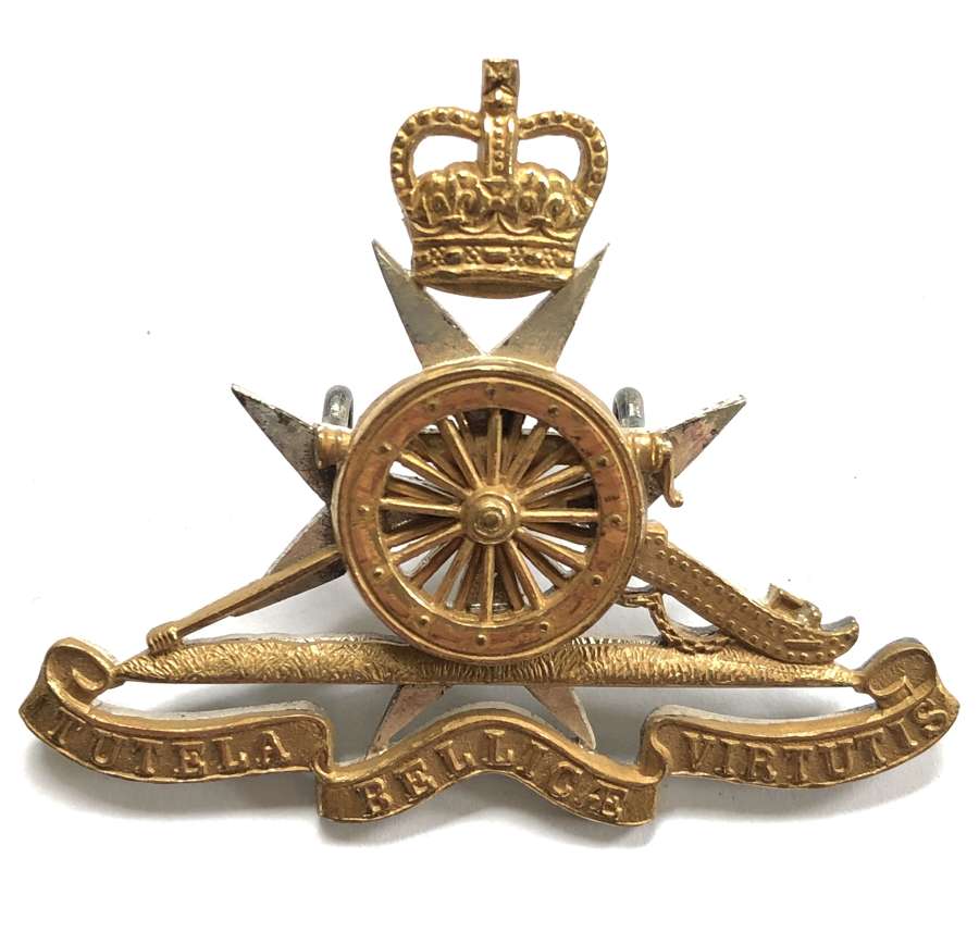 Royal Malta Artillery post 1953 Officer’s cap badge by Gaunt, London