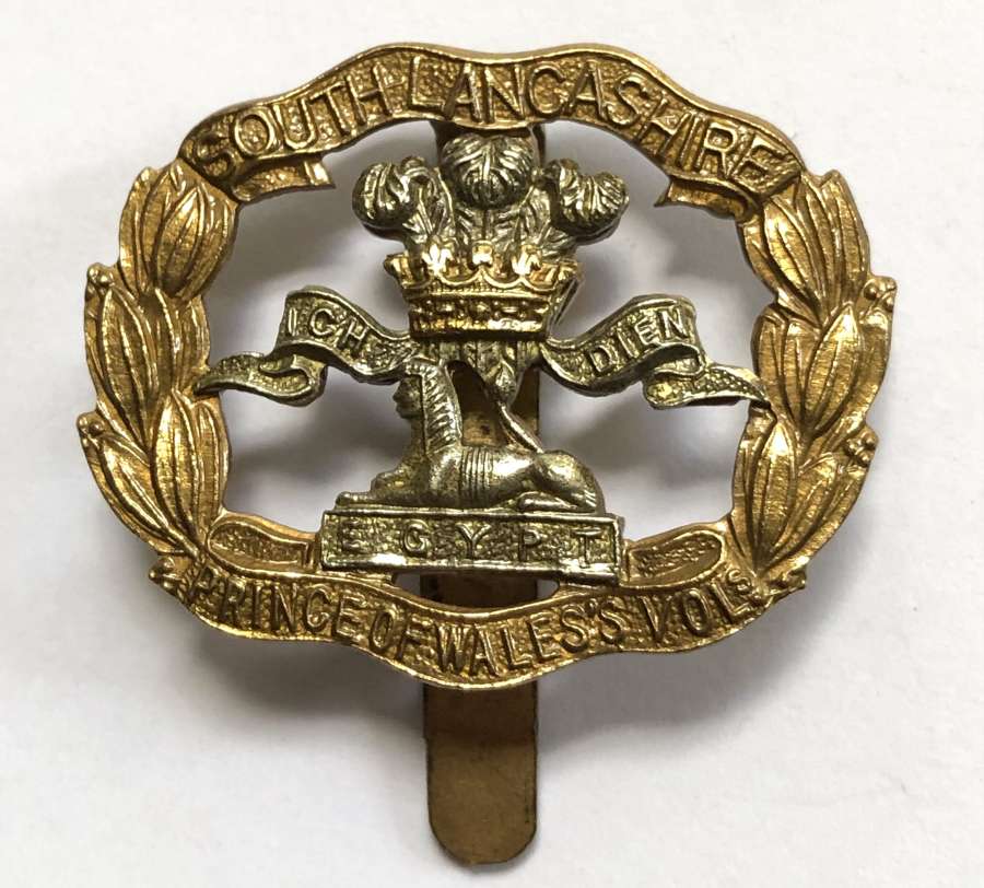 PWV South Lancashire Regiment OR’s beret badge by Gaunt, London