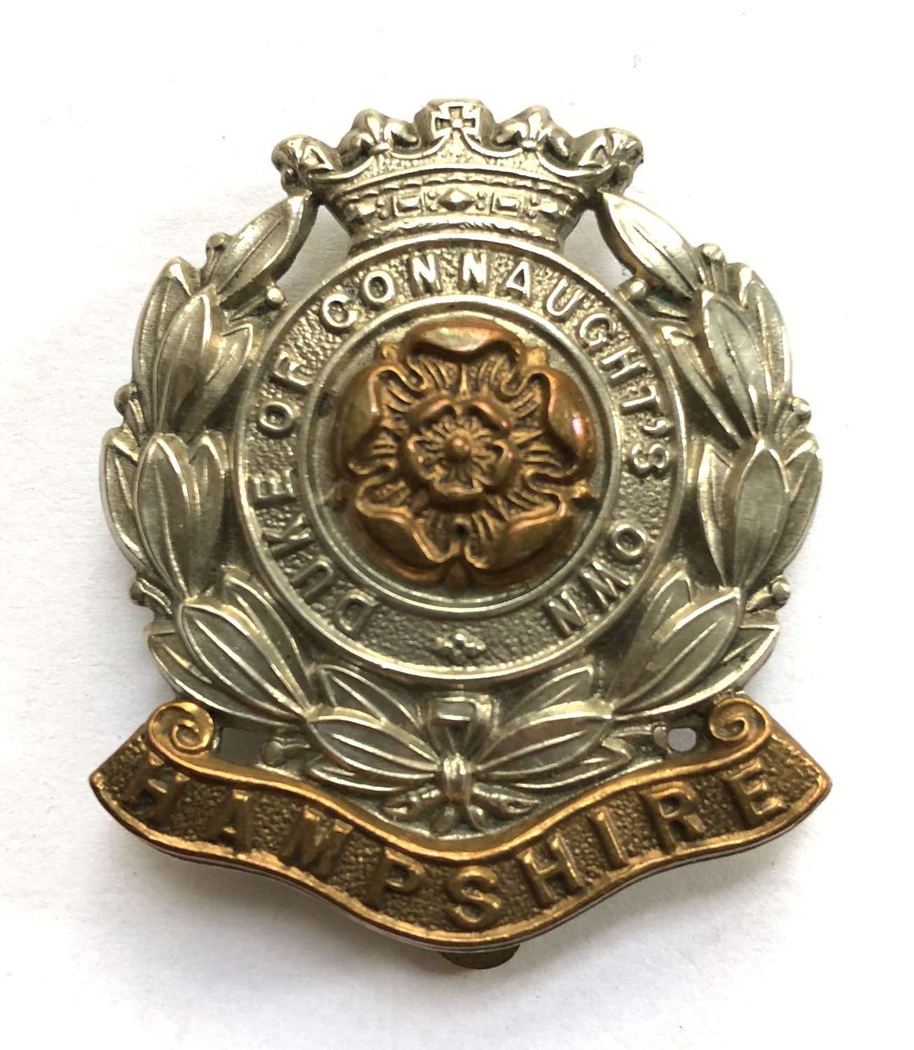 6th Bn. Hampshire Regiment post 1908 OR’s cap badge
