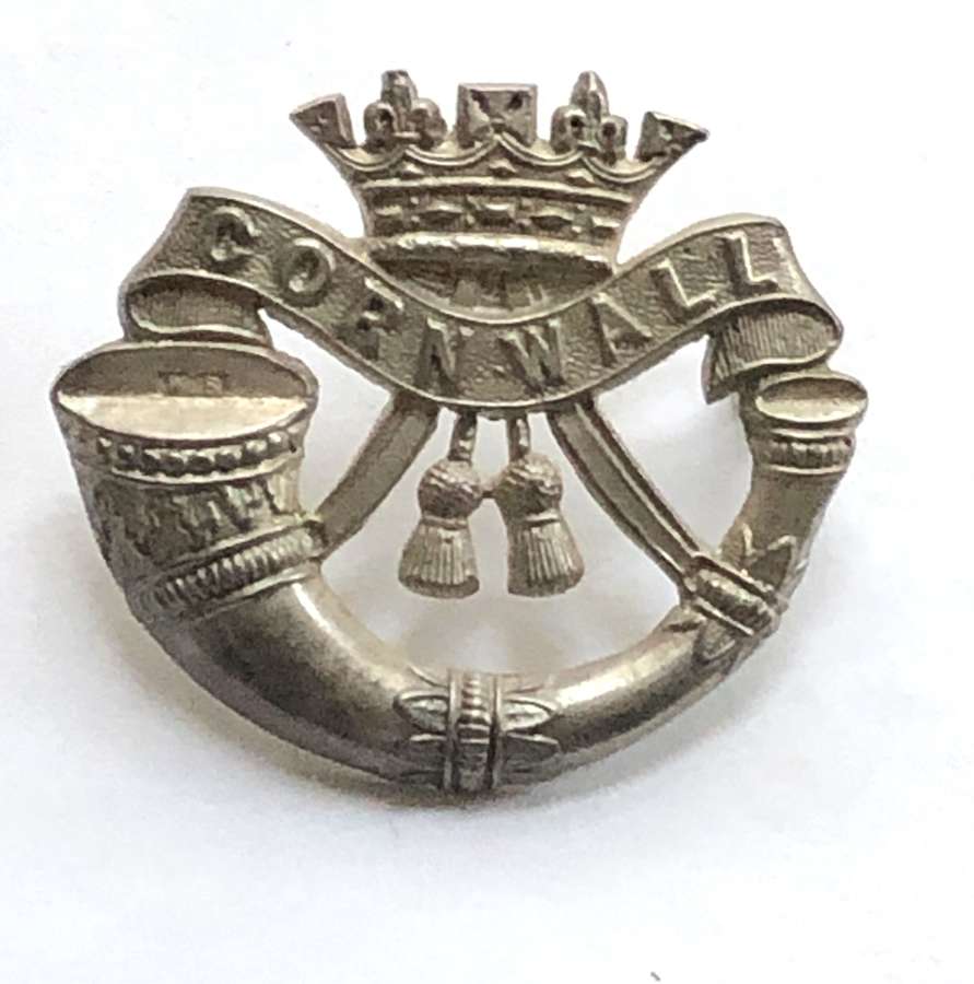 Duke of Cornwall's Light Infantry silver ccap badge