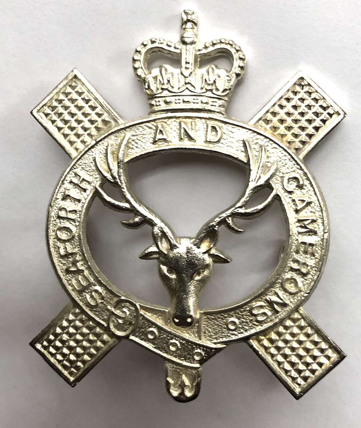 Queen's Own Highlanders Piper's glengarry badge C1961-70