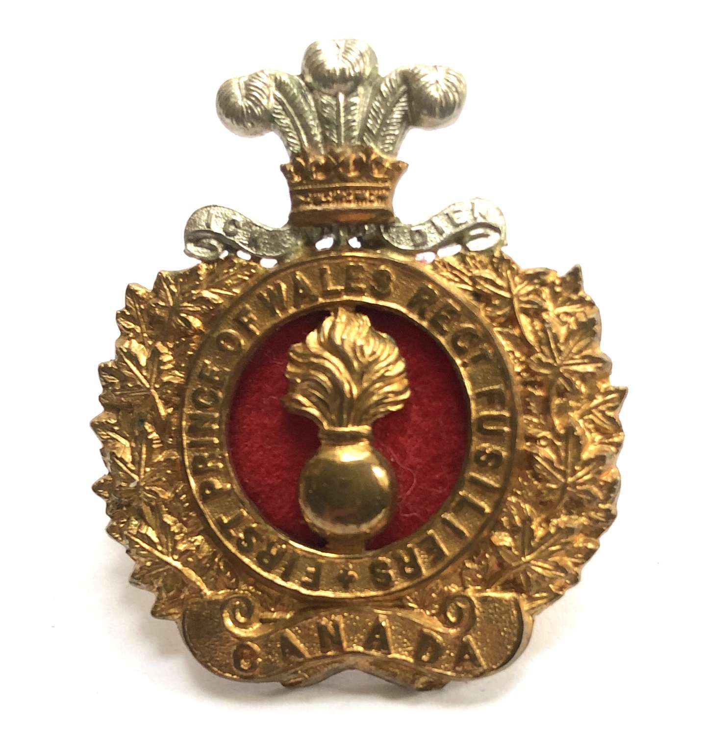 Canada. 1st Prince of Wales Regiment of Fusiliers cap badge 1901-11