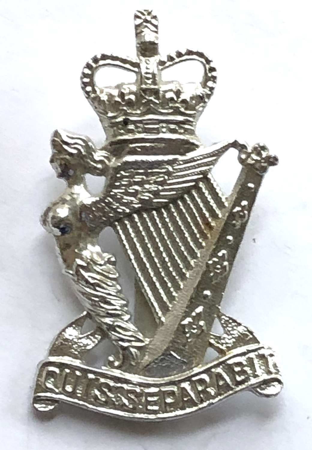 Royal Ulster Rifles anodised early 1950's cap badge by Smith & Wright