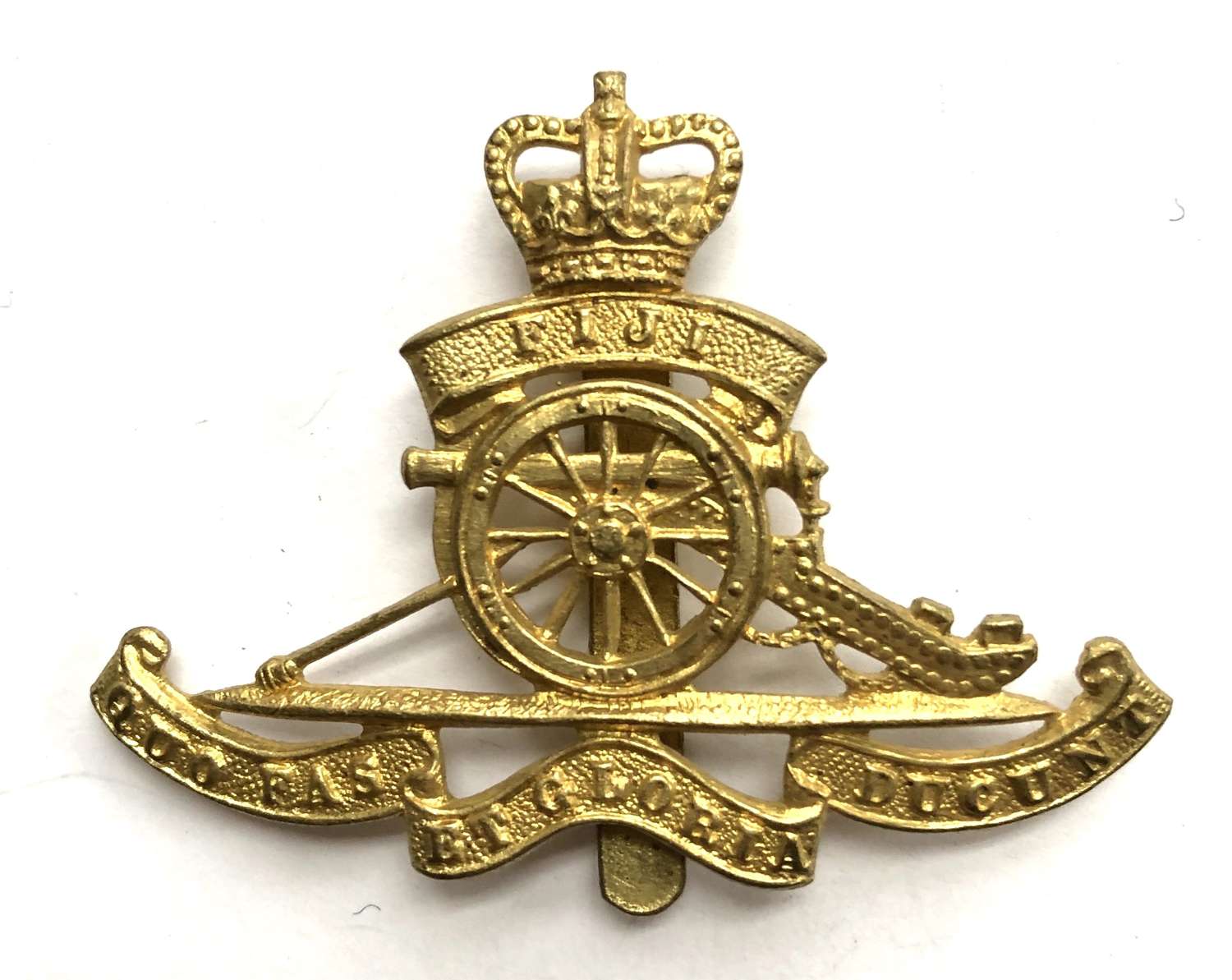 Fiji Volunteer Artillery post 1953 OR's brass cap badge by Dowler