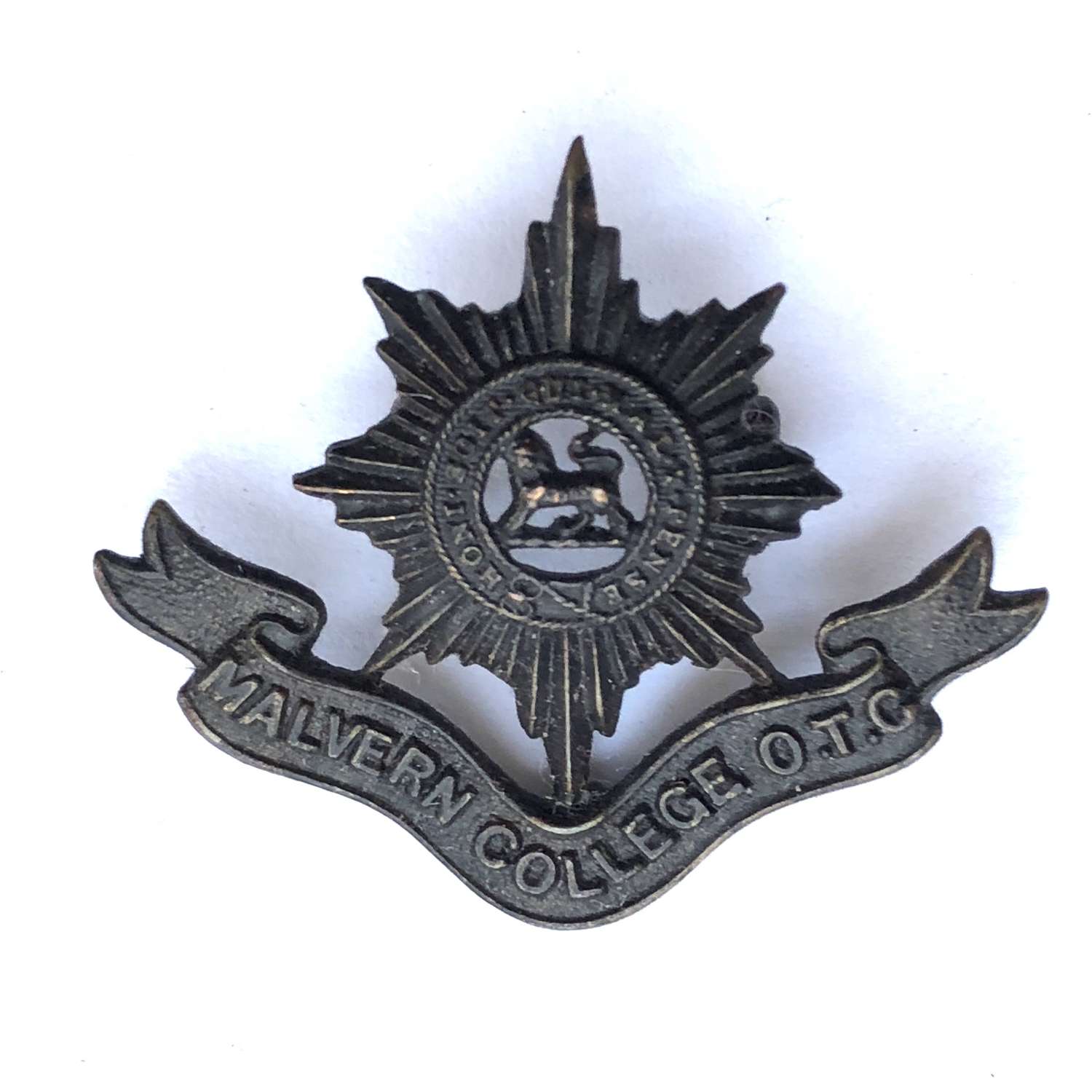Malvern College OTC 1st pattern cap badge