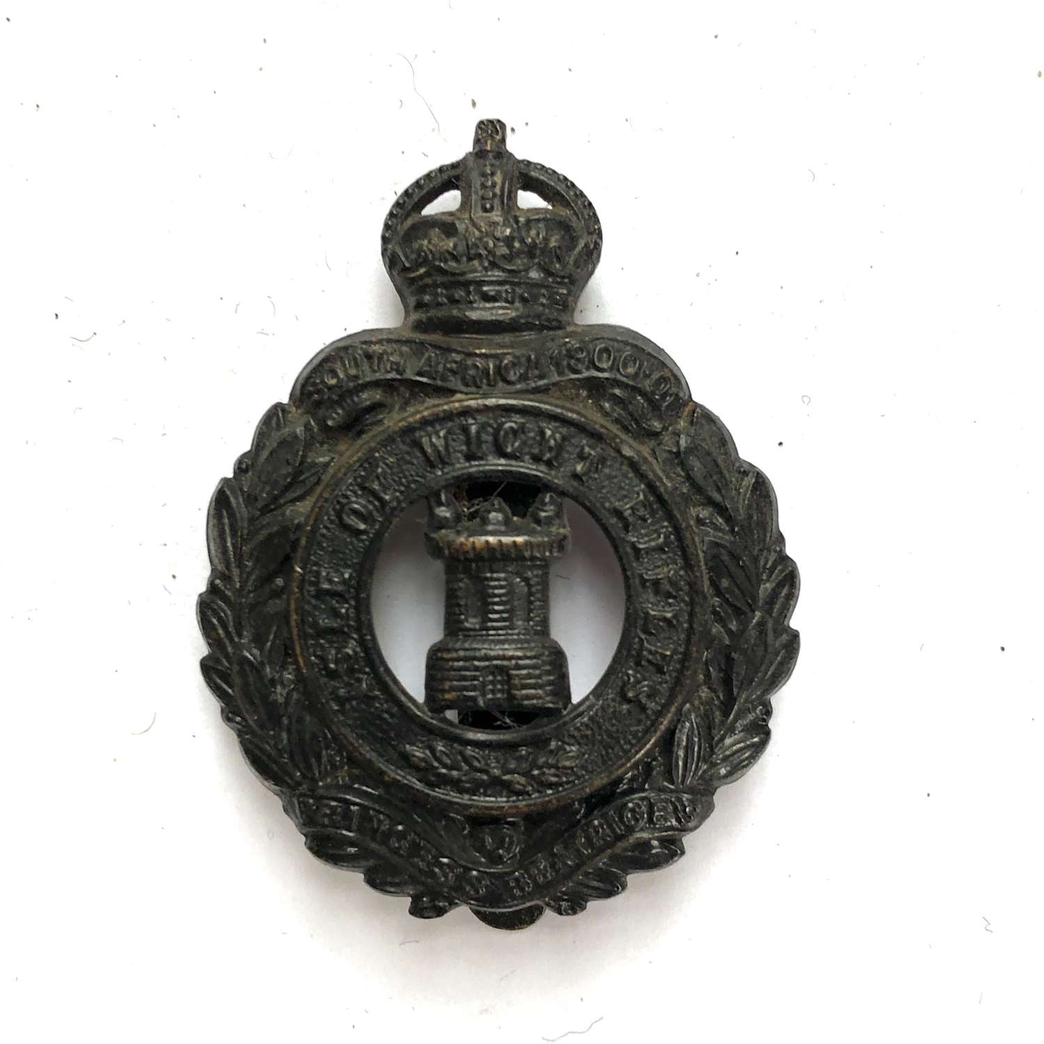 Isle of Wight Rifles post 1908 cap badge