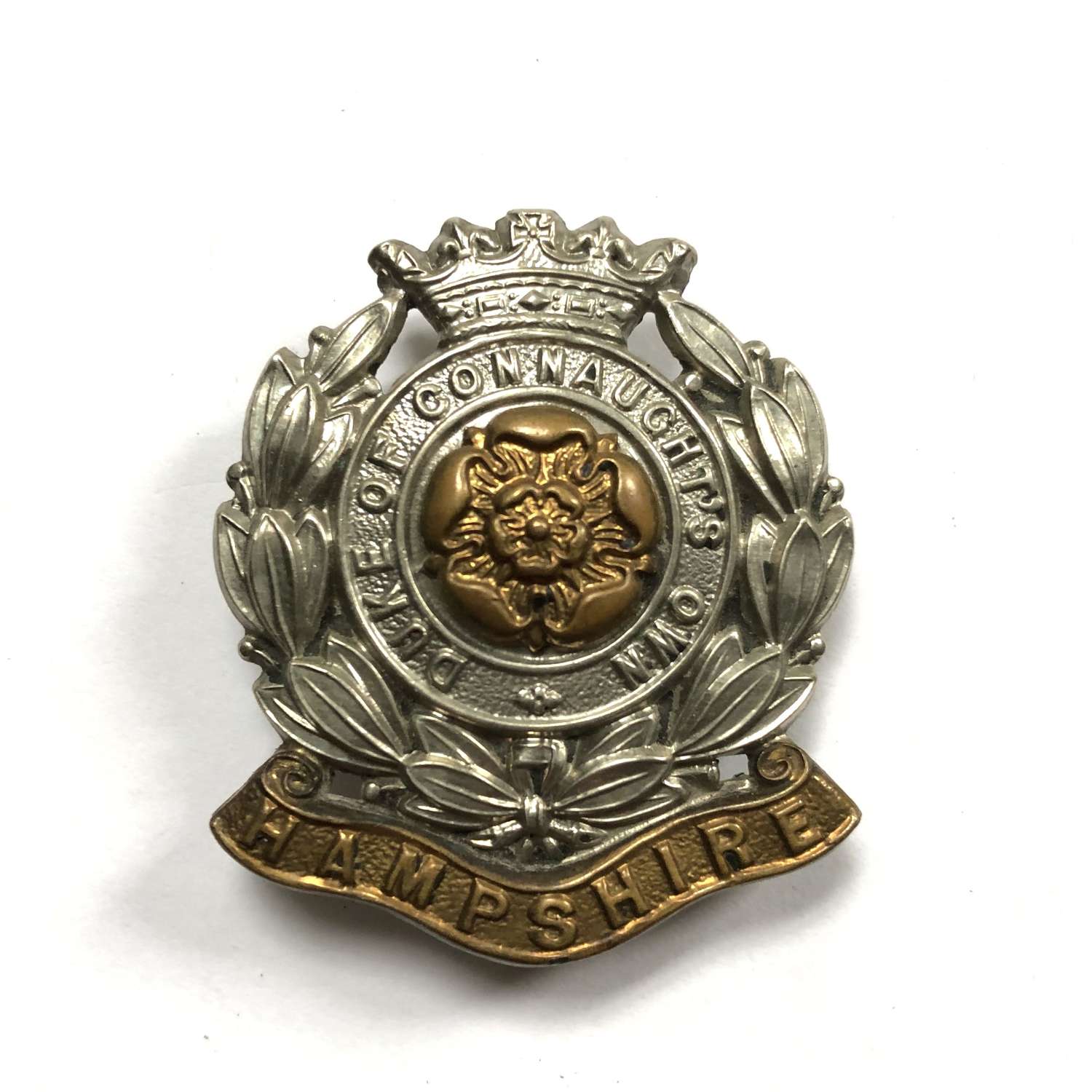 6th Bn. Hampshire Regiment cap badge circa 1908-38