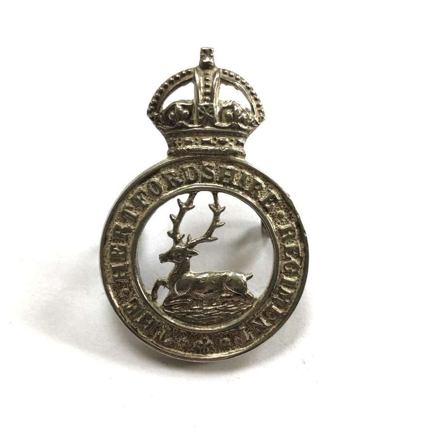 Hertfordshire Regiment Officer's cap badge by J.R. Gaunt, London