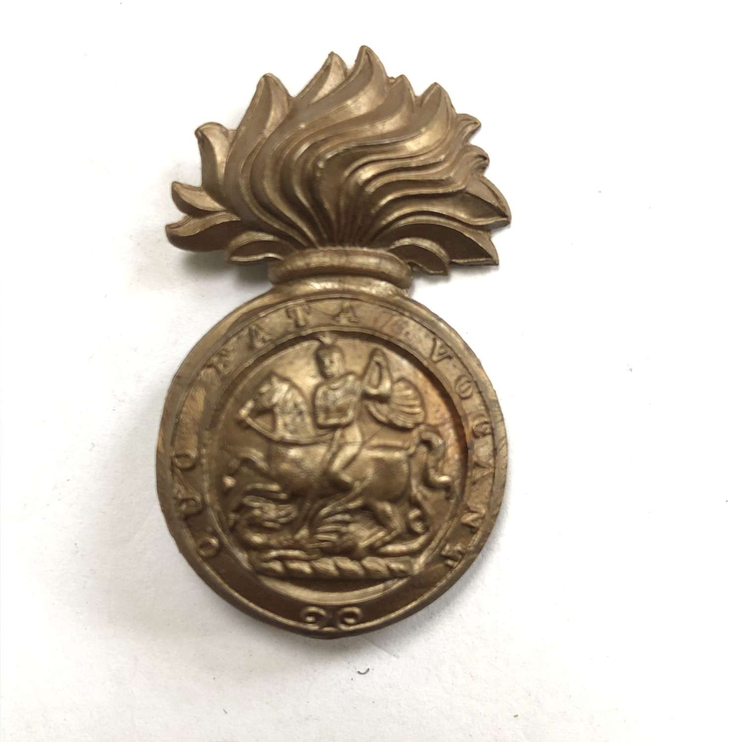 Royal Northumberland Fusiliers WW2 plastic economy cap badge