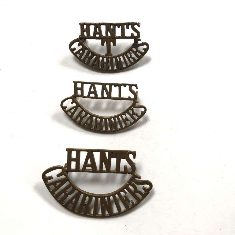 Hampshire Carabiners Yeomanry. 3 various shoulder titles