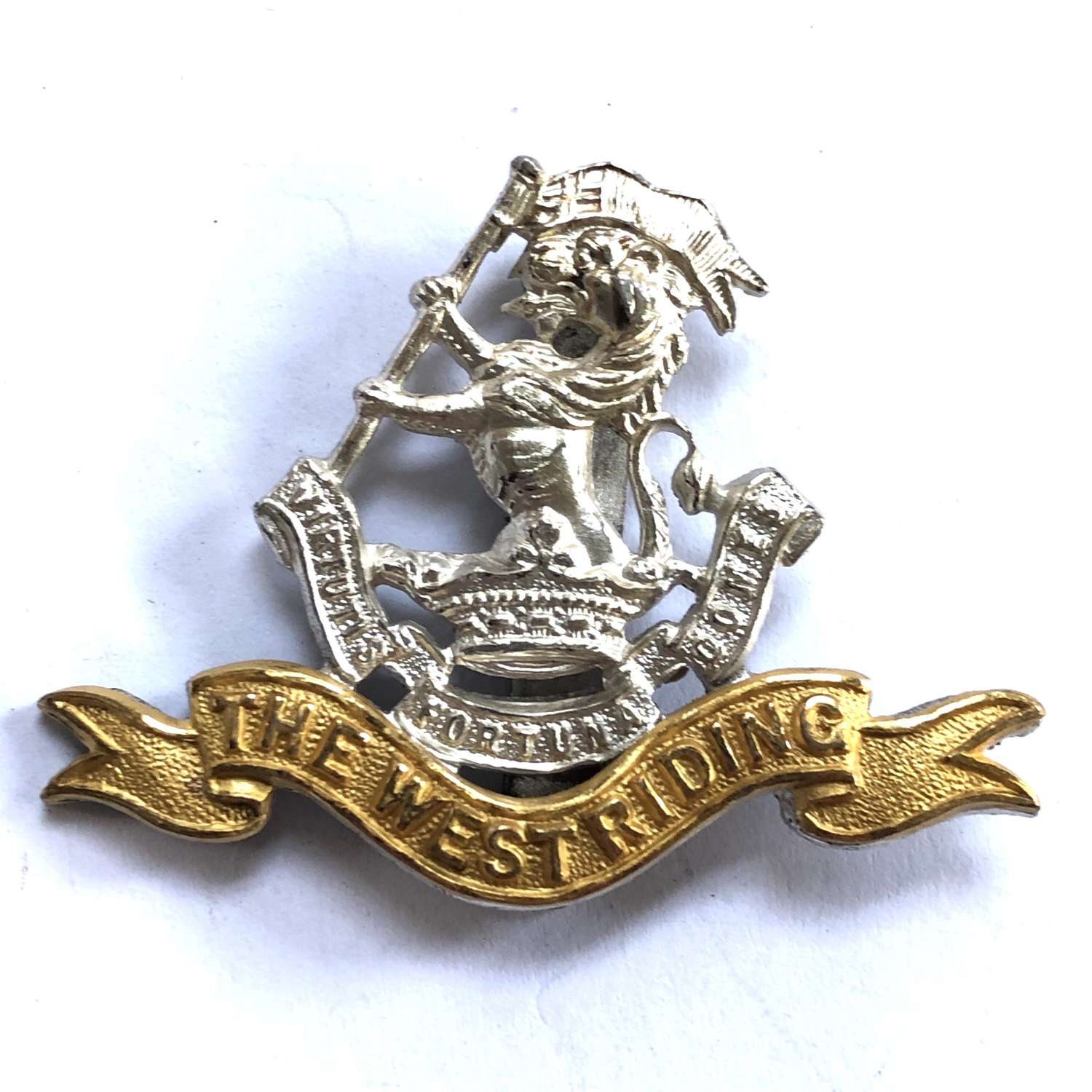 Duke of Wellington's West Riding Regt Officer's cap badge by Gauntt