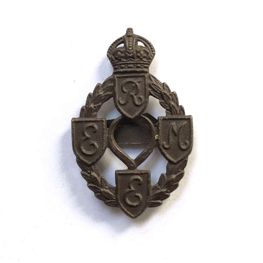REME WW2 OSD cap badge by Firmin