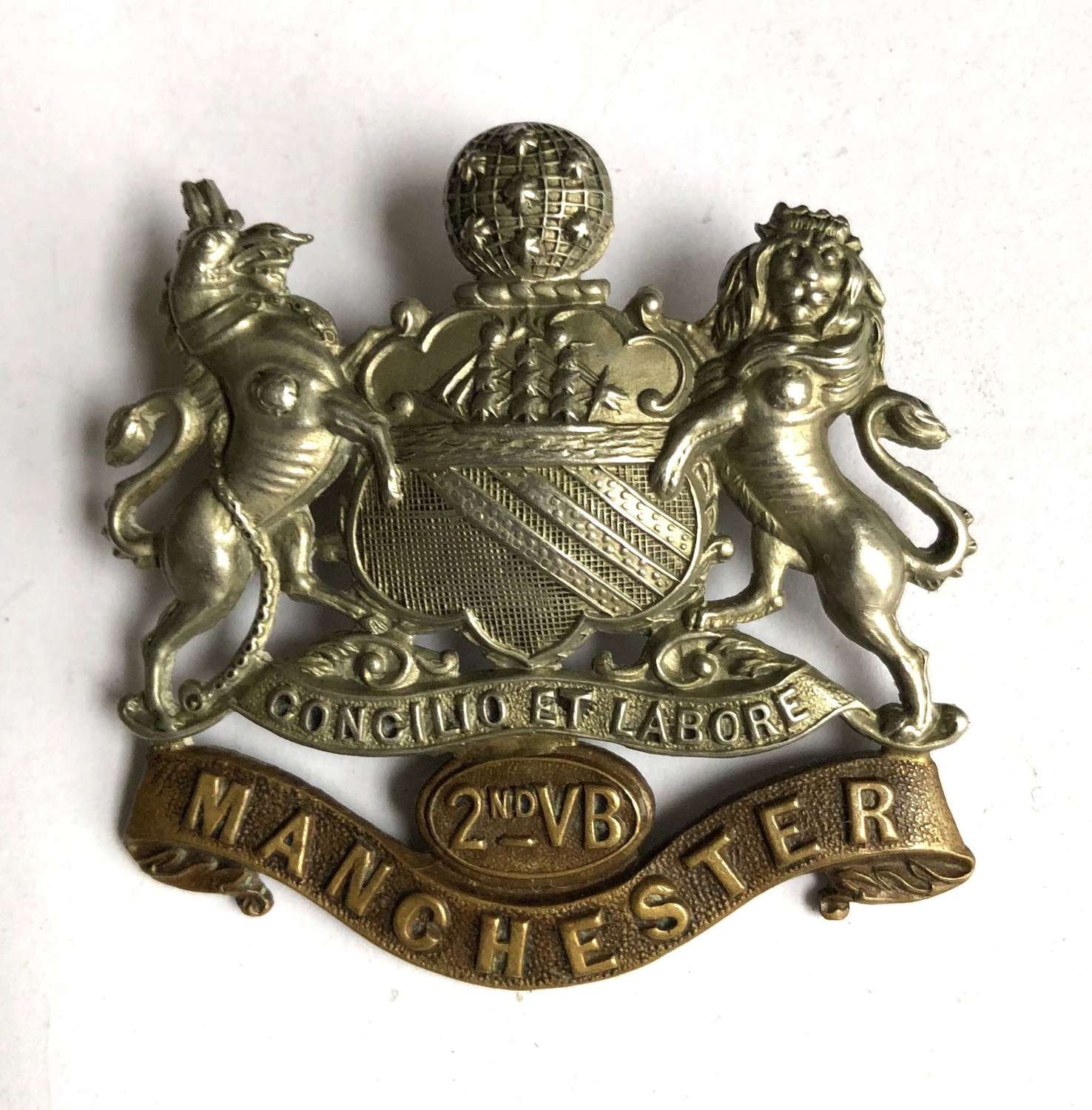 2nd VB Manchester Regiment cap badge circa 1896-1908