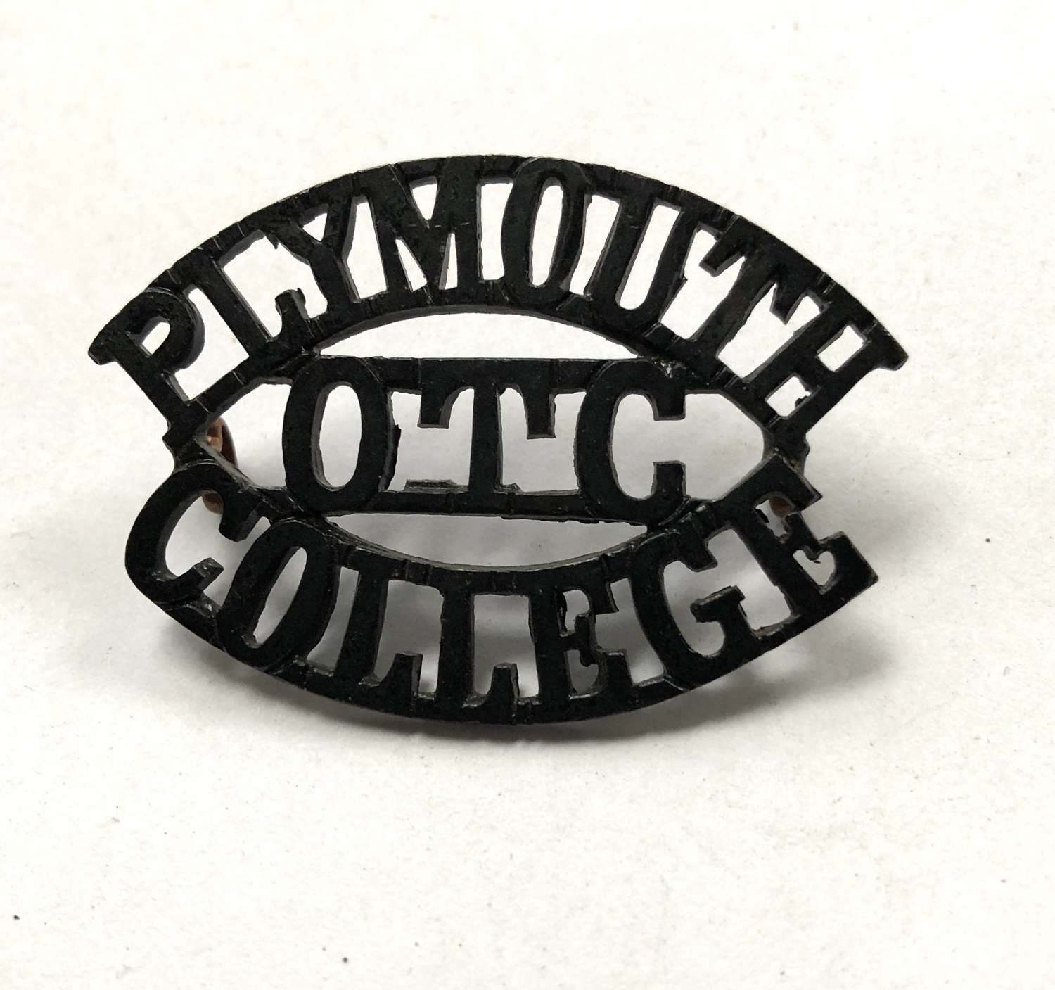 PLYMOUTH / OTC / COLLEGE shoulder title c1908-40