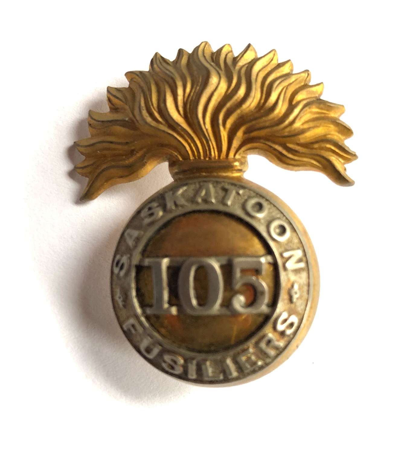 Canada. 105th Saskatoon Fusiliers Officere's cap badge by Hicks
