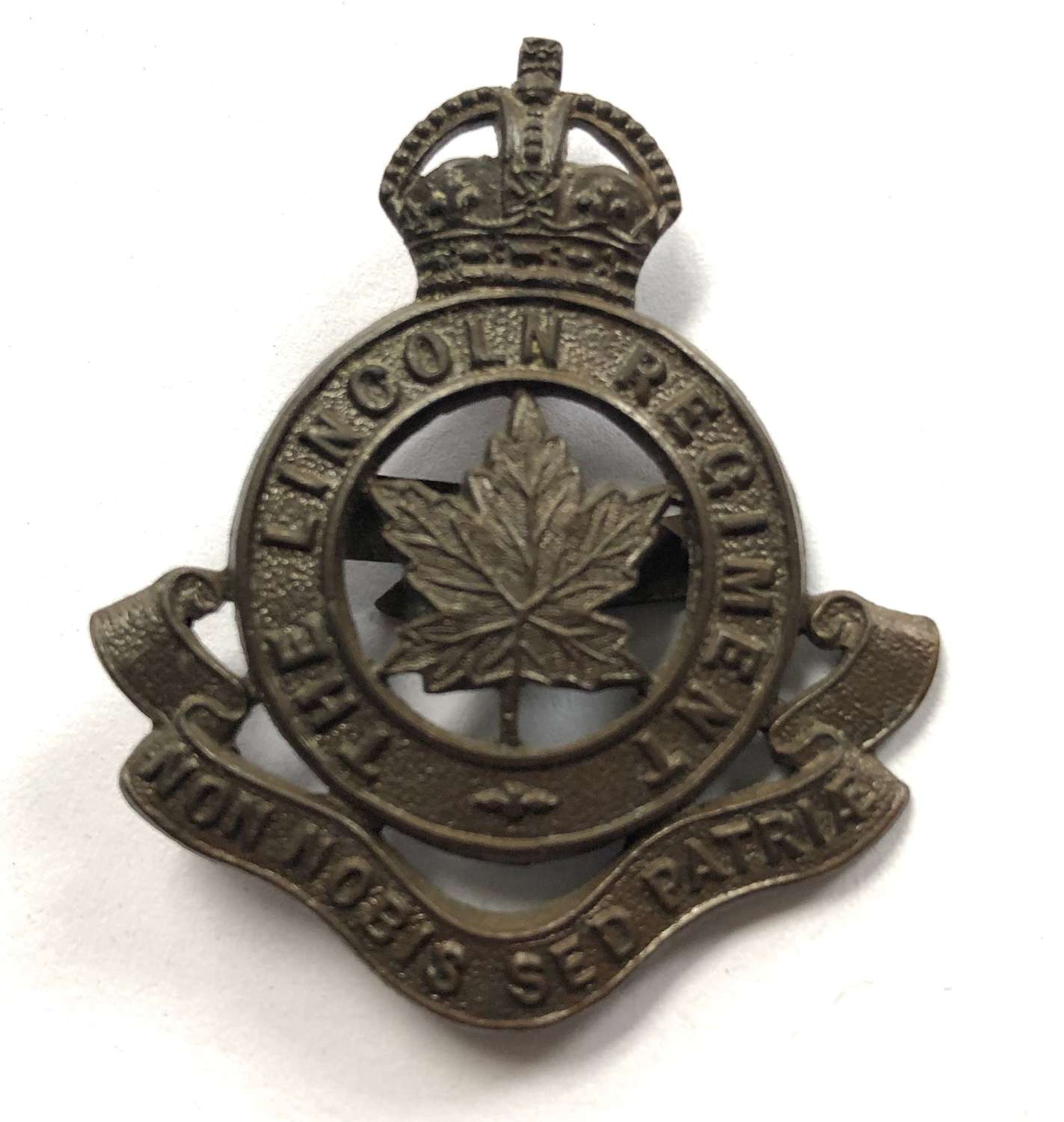 Canada. The Lincoln Regiment OSD cap badge by Gaunt c1927-36