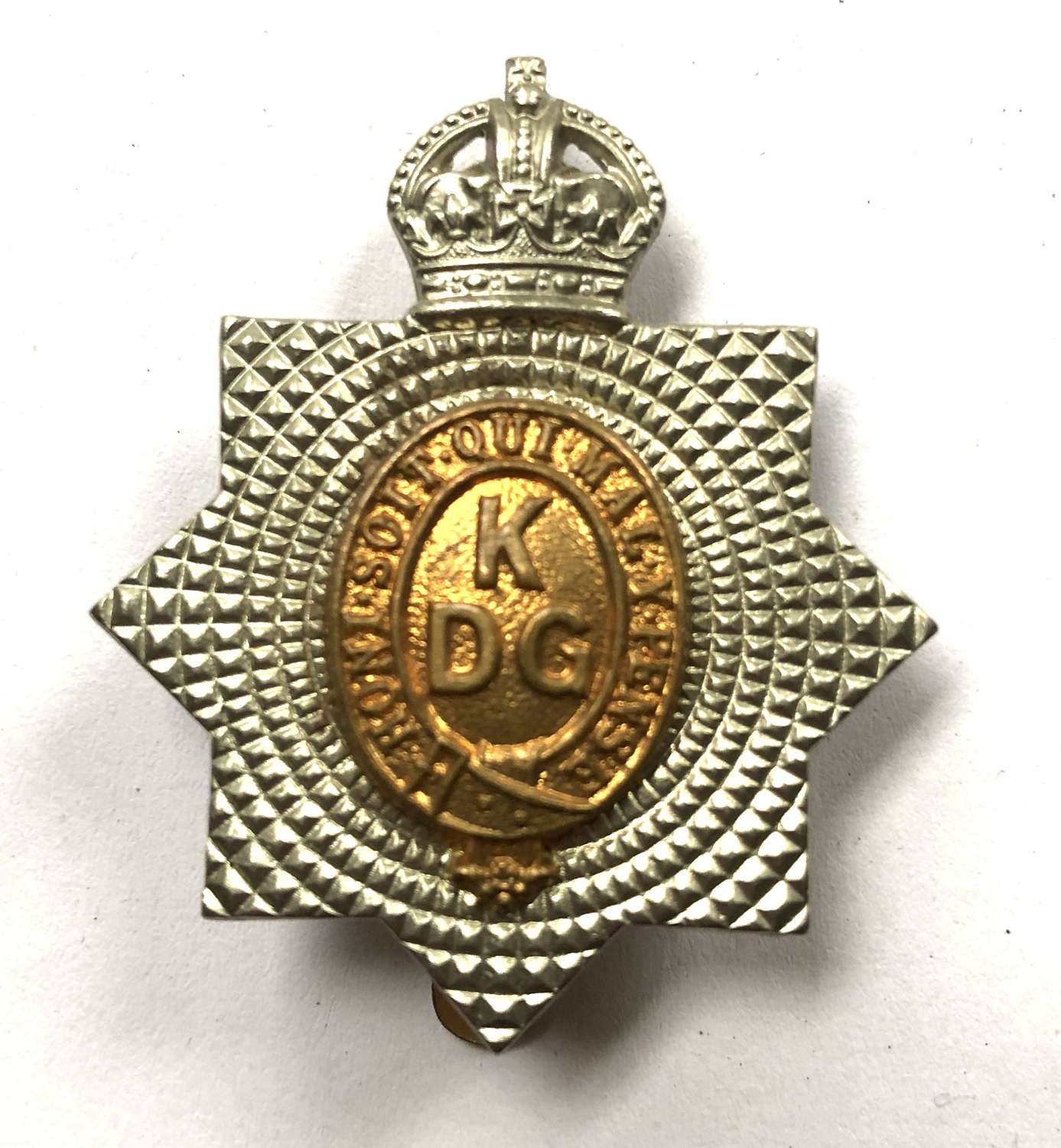 1st King's Dragoon Guards WW1 post 1915 cap badge