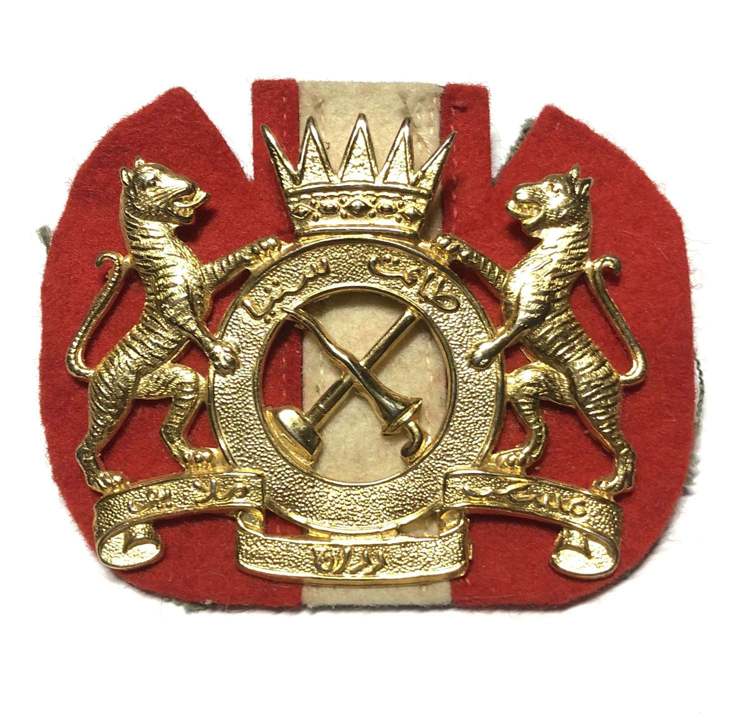 9th Battalion Malay Regiment head dress badge and backing