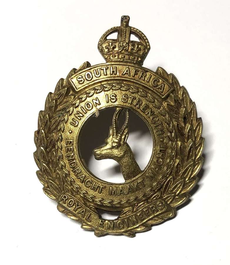 South African Royal Engineers WWi cap badge c1916-18 by Gaunt