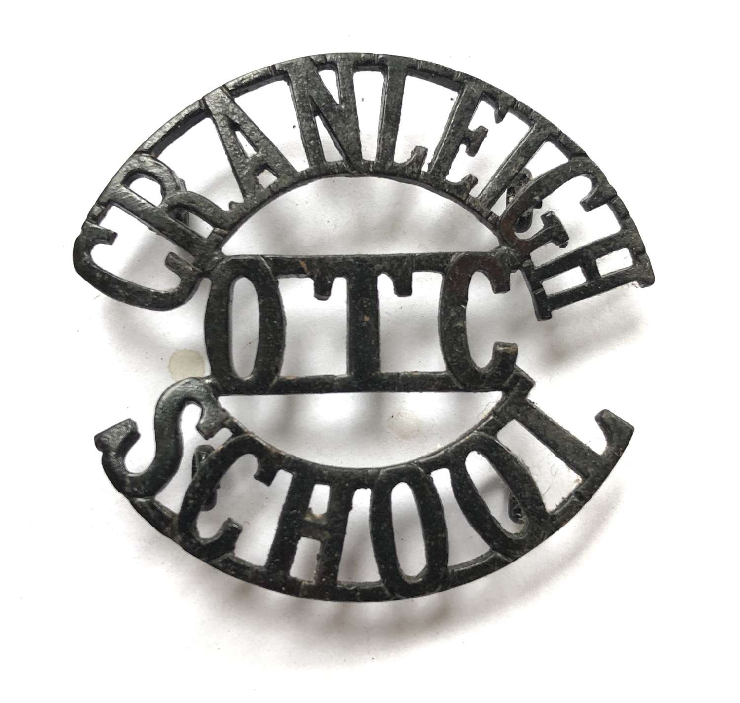 CRANLEIGH / OTC / SCHOOL Surrey LARGE shoulder title circa 1908-40