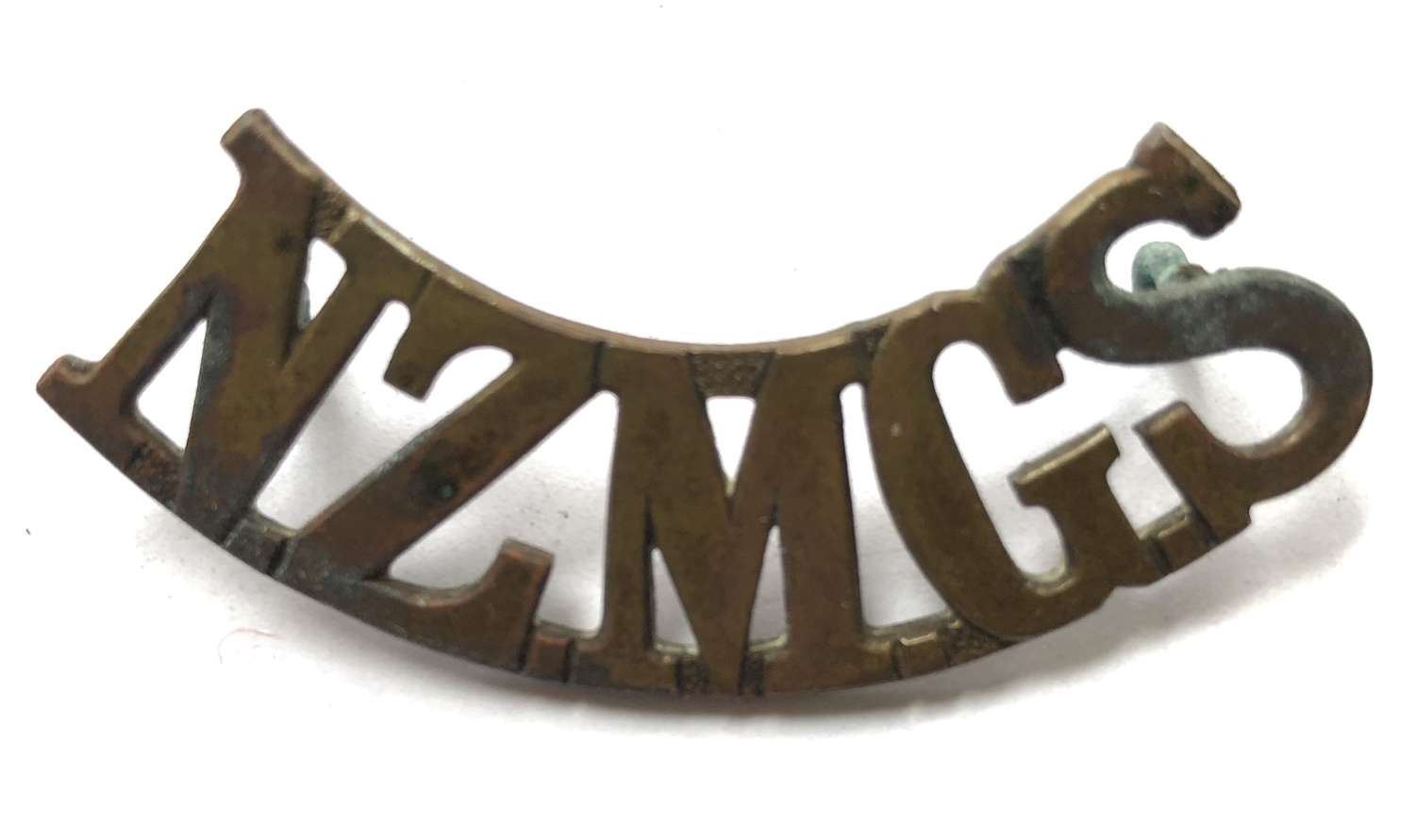 NZMGS WW1 New Zealand Machine Gun Section shoulder title, maker marked