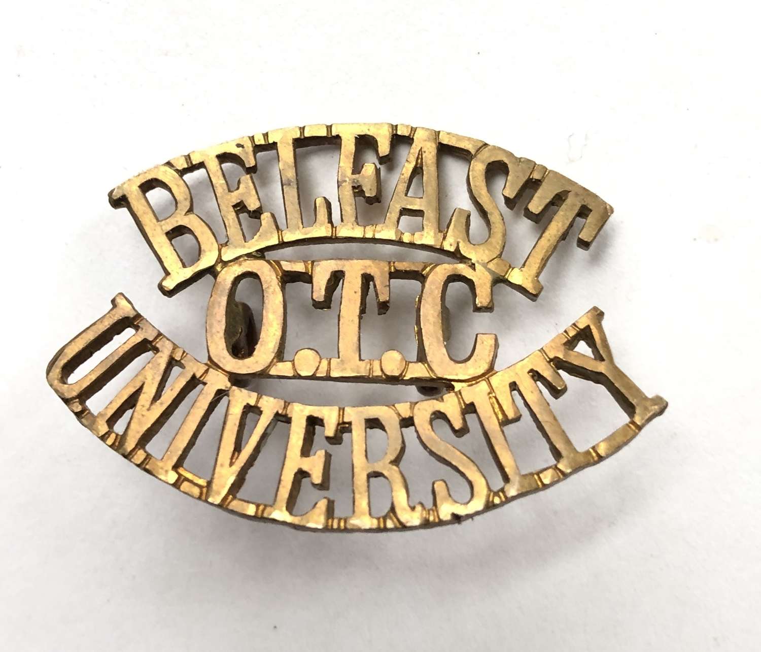 BELFAST / OTC / UNIVERSITY Irish shoulder title
