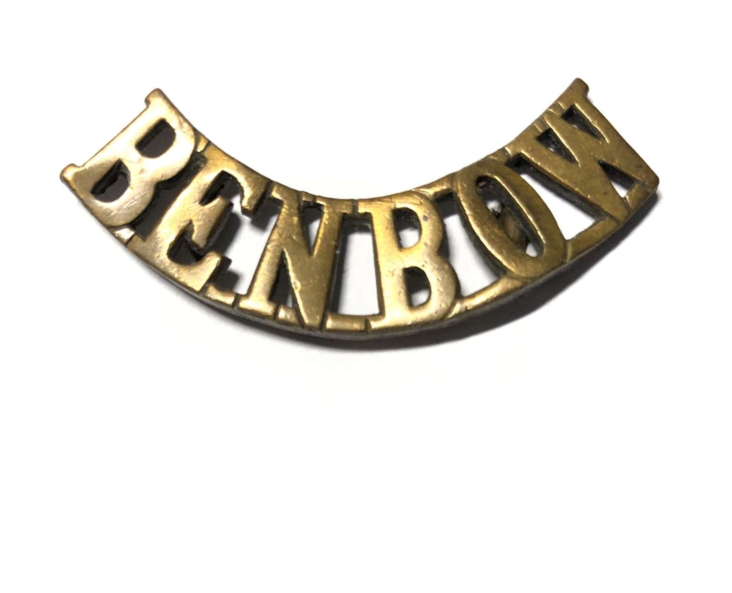 BENBOW rare WW1 Royal Naval Division 1914-15 brass shoulder title