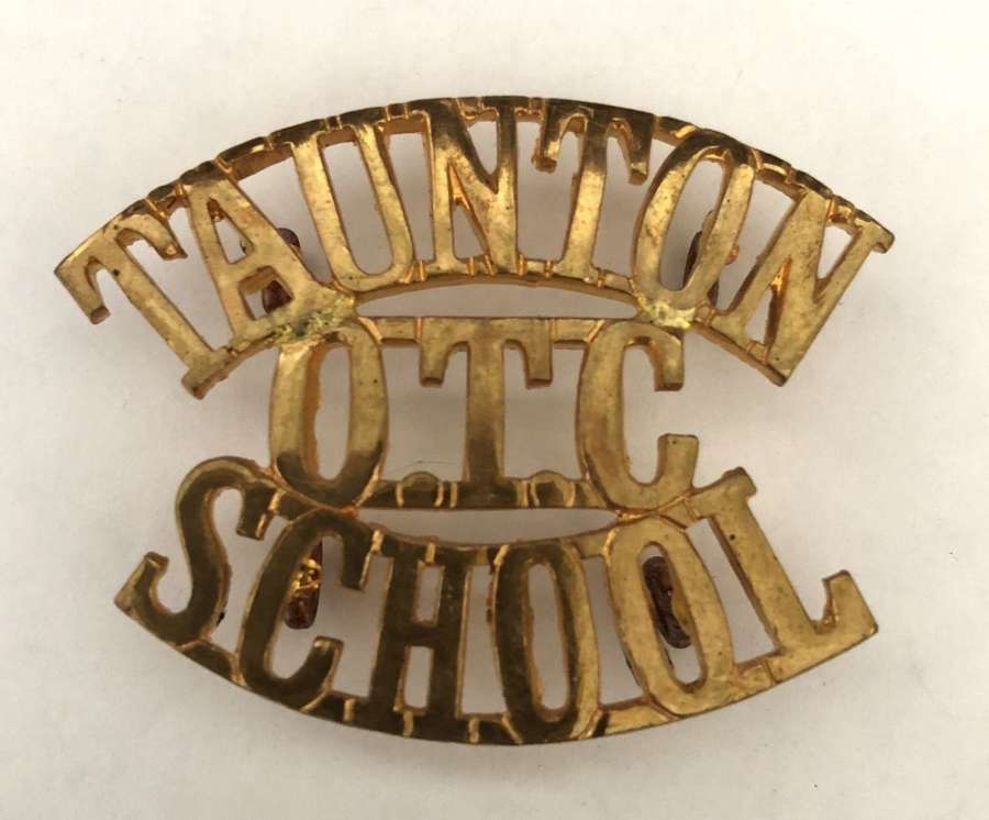 TAUNTON / OTC / SCHOOL Somerset shoulder title c1908-40