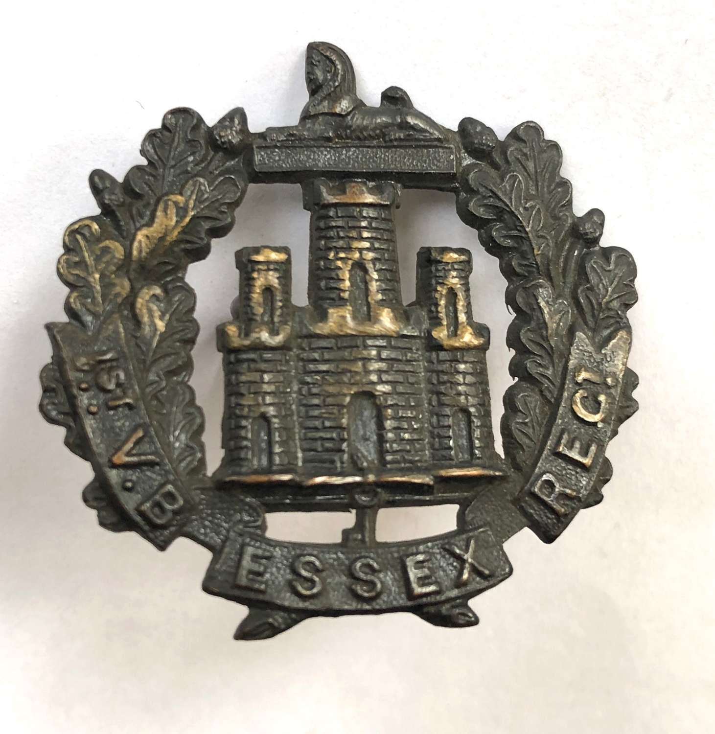 1st (Brentwood) VB Essex Regiment slouch hat badge circa 1905-08
