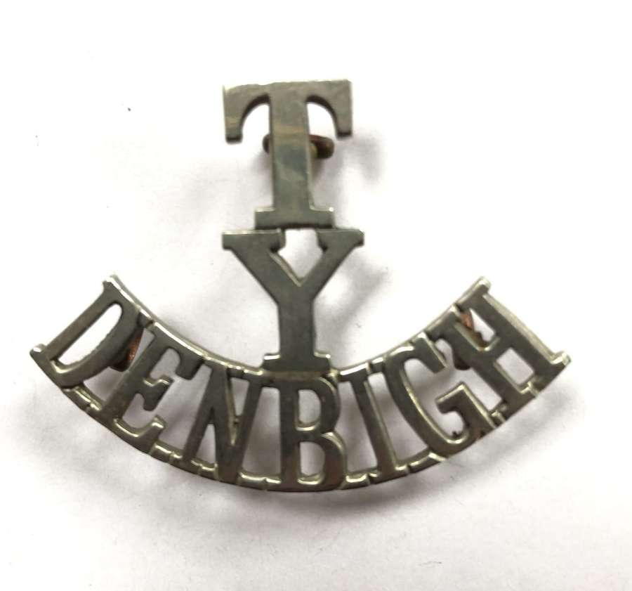 T / Y / DENBIGH white metal Welsh shoulder title c1908-20