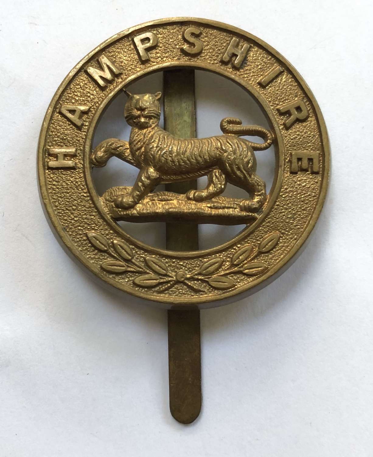 Hampshire Regiment post 1881 pagri badge