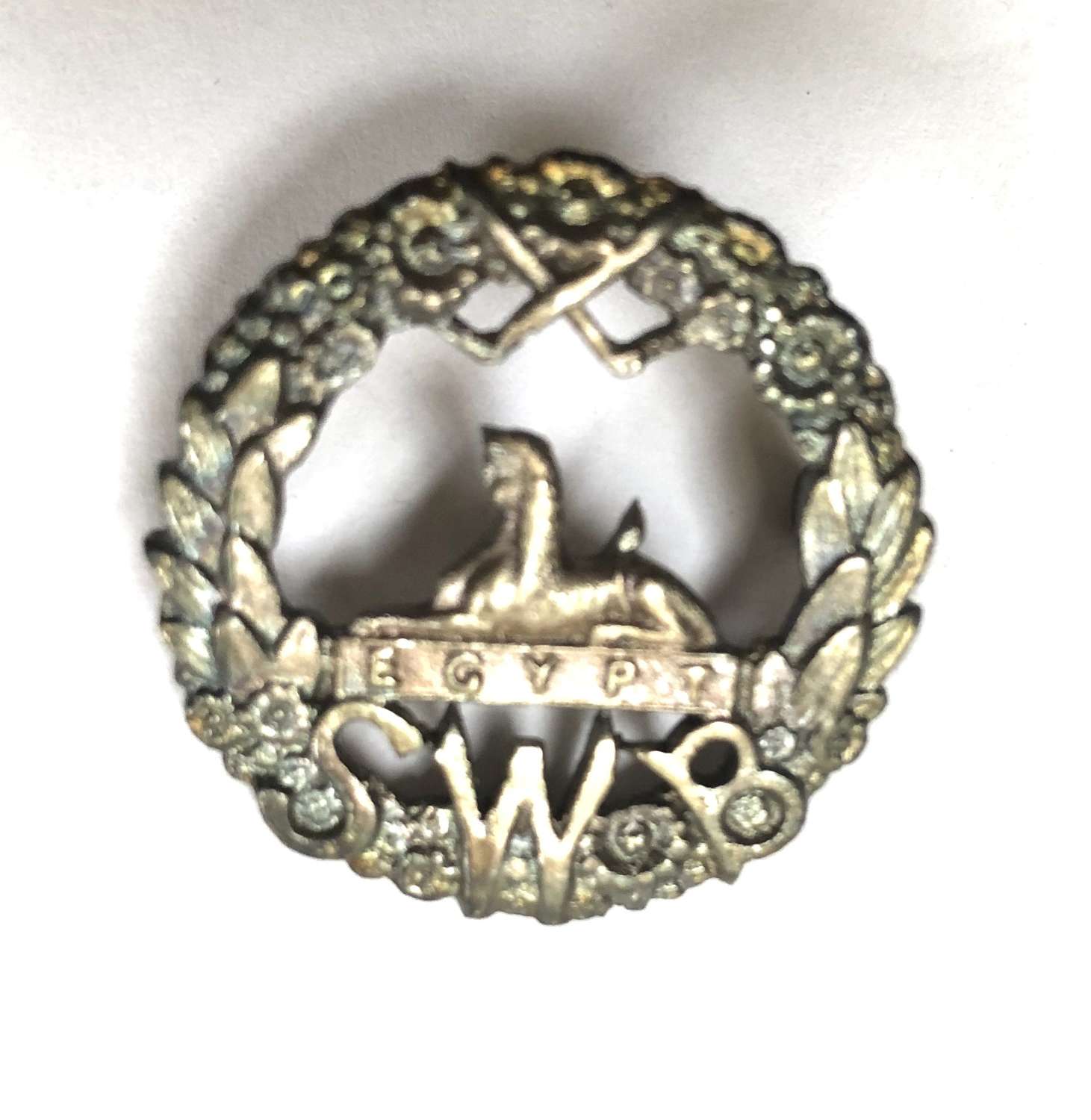 South Wales Borderers Officer's silver cap badge