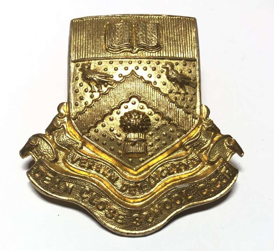 Dean Close School CCF Gloucestershire post 1948 cap badge