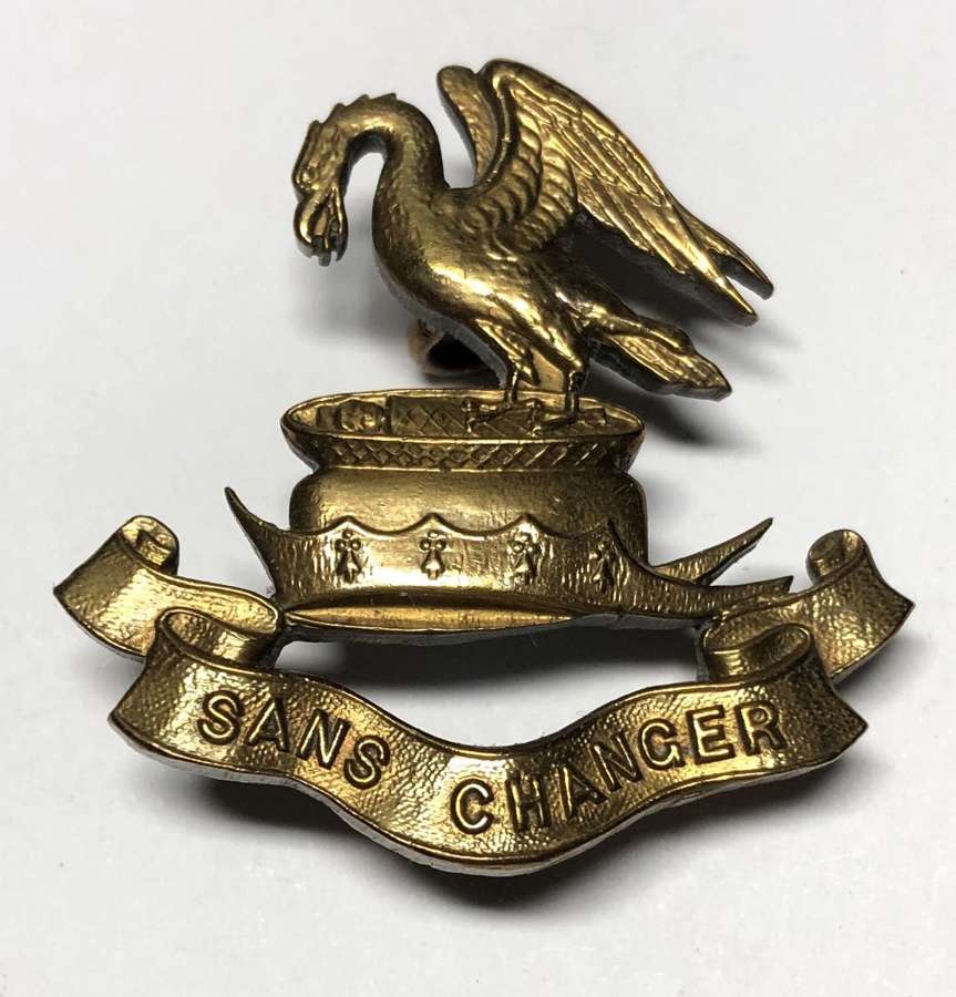 Liverpool Pals Kitchener's Army WW1 cap badge.