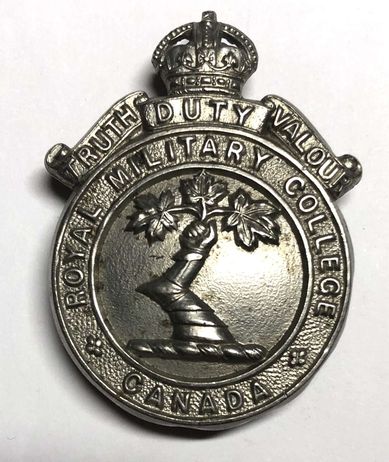 Canadian Royal Military College cap badge