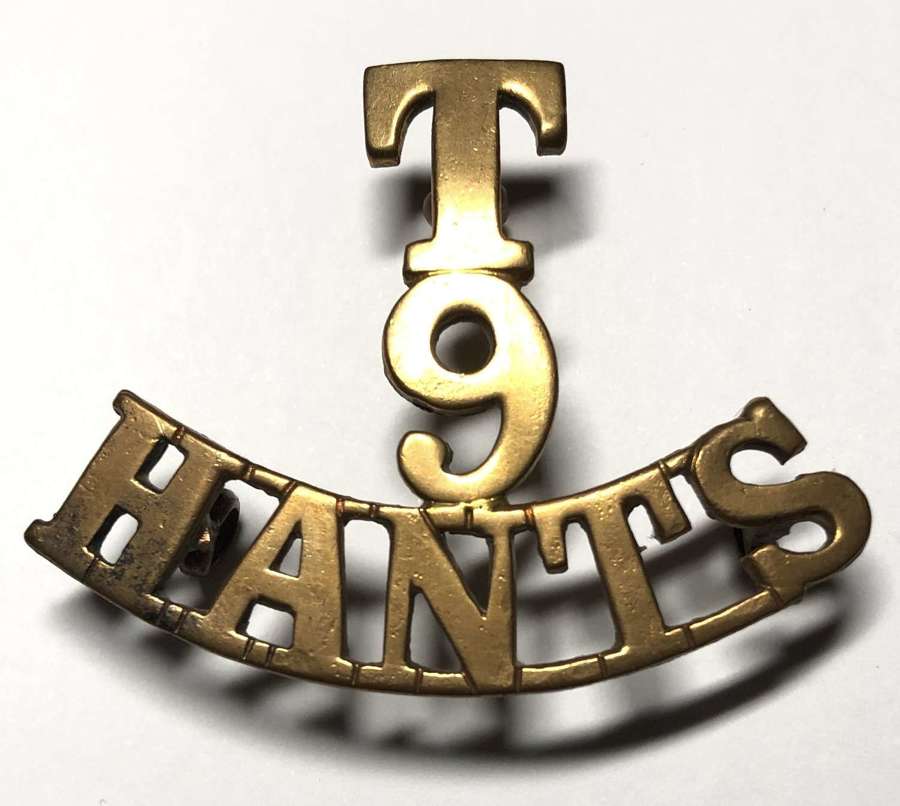 T / 9 / HANTS Hampshire Cyclists shoulder title circa 1911-20.