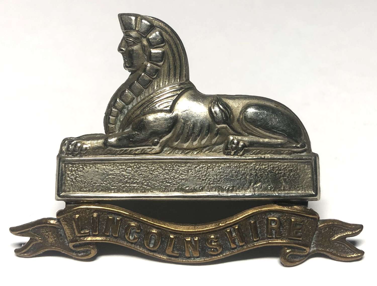 4th & 5th Bns. Lincolnshire Regiment cap badge c 1908-15